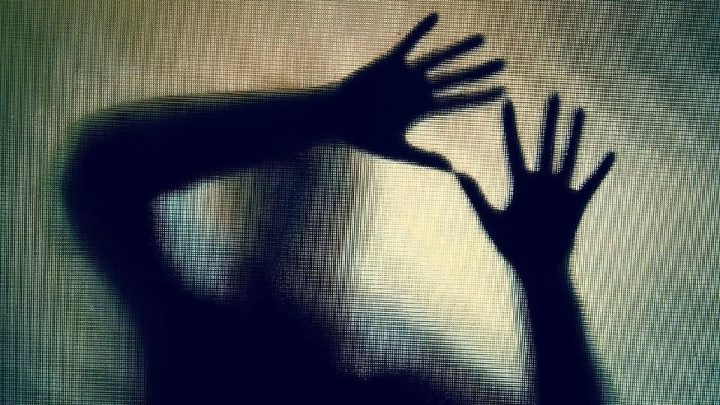 Guru Honorer di Surabaya Diduga Cabuli Siswi di Toilet Sekolah