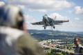 2 Jet Tempur EA-18 AS Tabrakan di Udara saat Pamer Atraksi Aerobatik