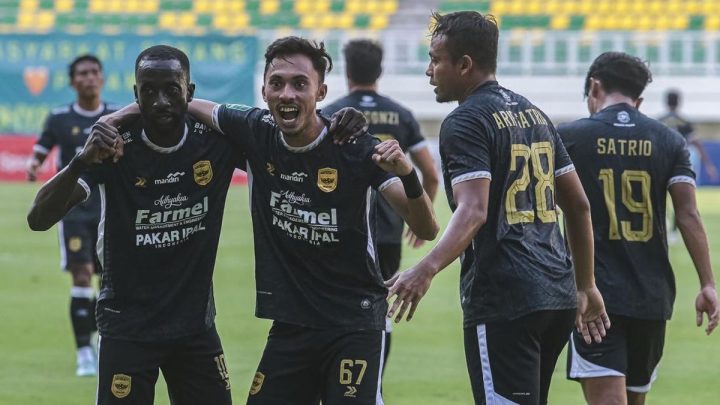 Key Issue: Hasil Championship: Tekuk Persipura, Adhyaksa FC Lolos ke Super League