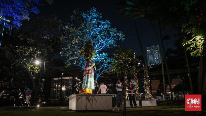 FOTO: Art Jakarta Gardens – Galeri Seni di Tengah Hutan Kota