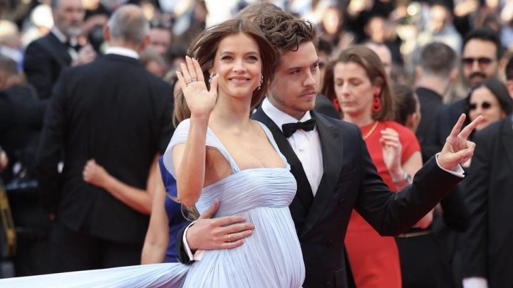 Key Issue: Barbara Palvin dan Dylan Sprouse Umumkan Kehamilan Anak Pertama
