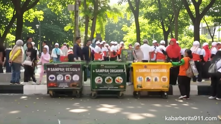 Key Strategy: VIDEO: Jakarta Resmi Mulai Gerakan Pilah Sampah Serentak