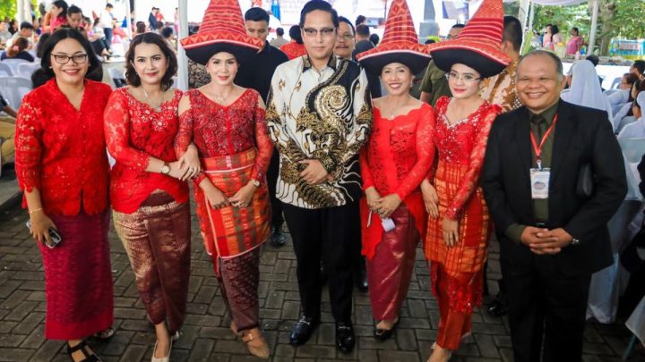 Meeting Results: Rico Waas Resmikan Gedung Pastoral, Fokus Pembinaan Masa Depan Anak