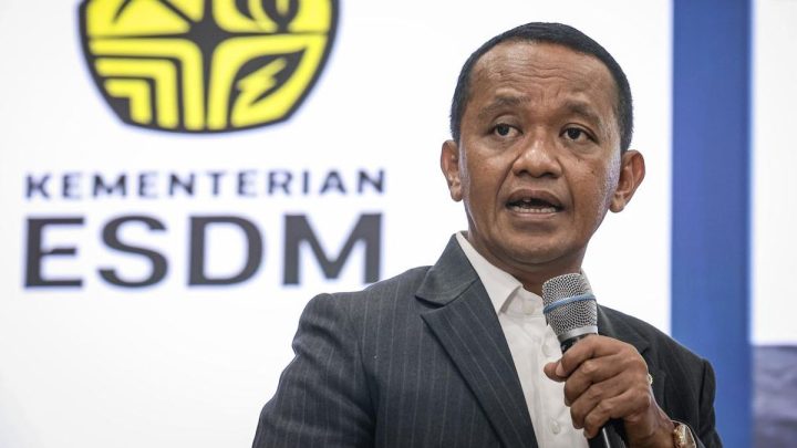 Main Agenda: Bahlil Penasaran Pembuat Lagu My Little Bolu Ketan, Ingin Undang Makan
