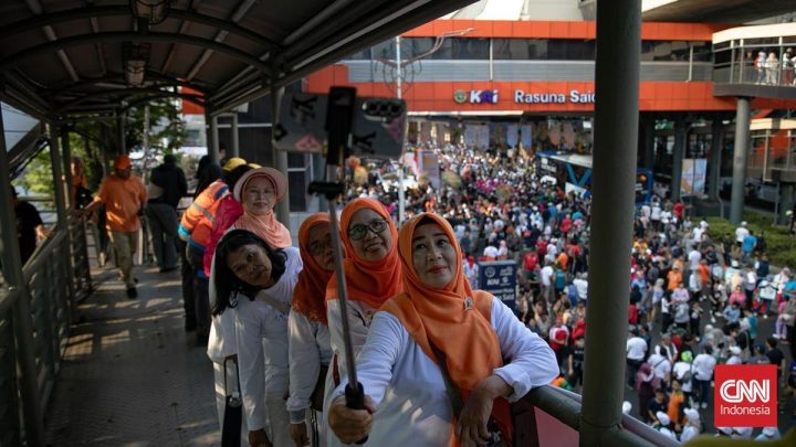 FOTO: Antusias Jakarta di CFD Perdana di Rasuna Said