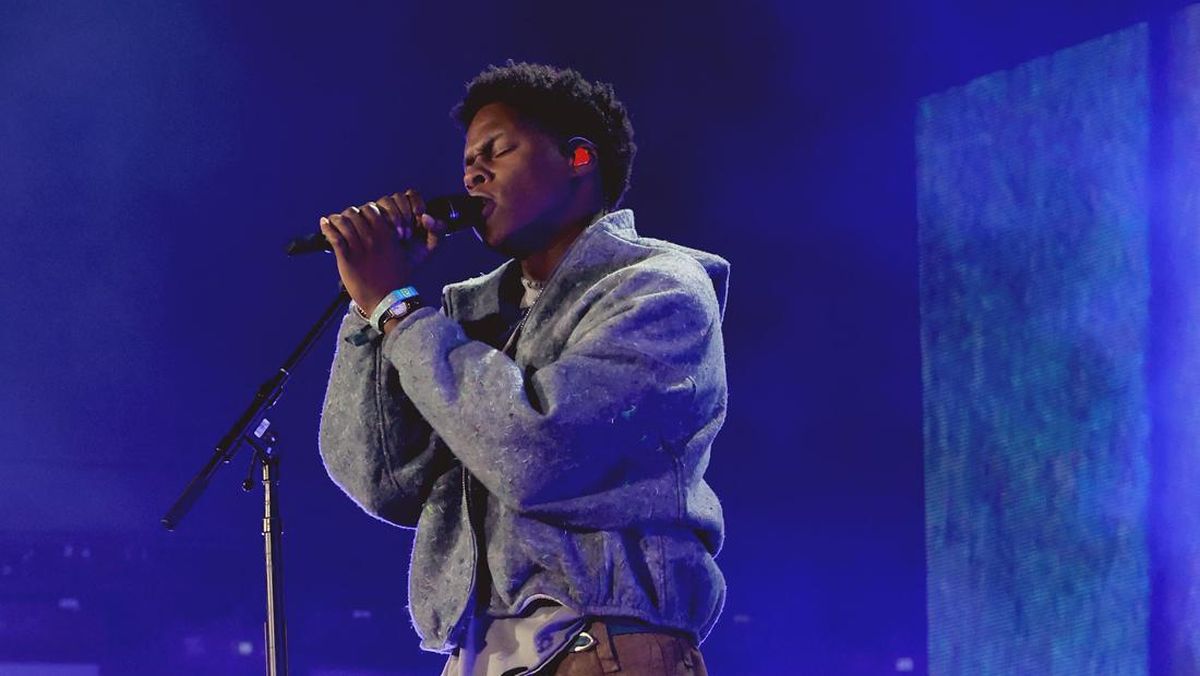 daniel-caesar-1779869107166_169