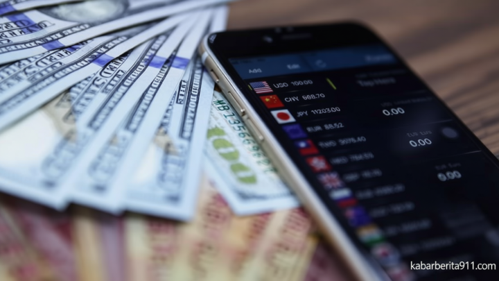 Topics Covered: Rupiah Jatuh ke Rp17.630, Kompak Anjlok Bersama Mata Uang Lain