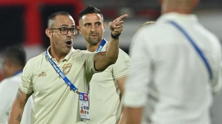 New Policy: Lefundes Baca Pikiran Pelatih Persib: Sial, Borneo Tak Pernah Salah