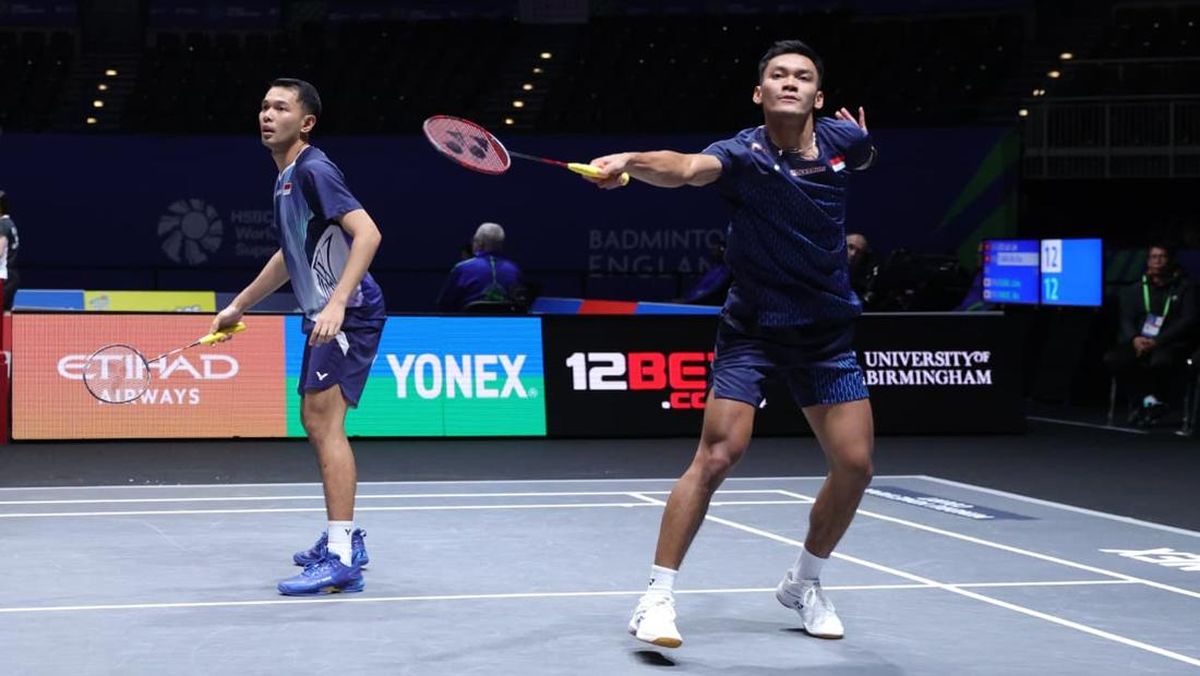 ganda-putra-indonesia-fajar-alfianmuhammad-shohibul-fikri-saat-bertanding-di-all-england-2026-di-utilita-arena-birmingham-1772594164917_169