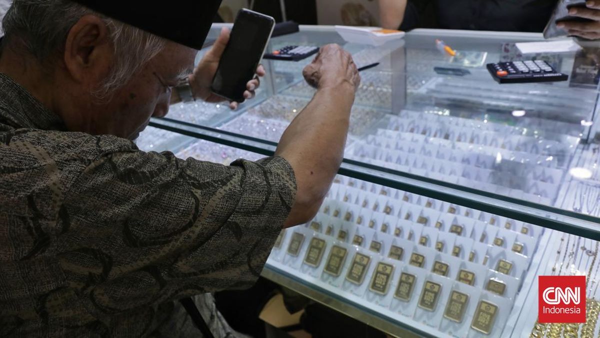 harga-logam-mulia-naik-di-atas-2-juta-rupiah-per-gram-1756793367276_169