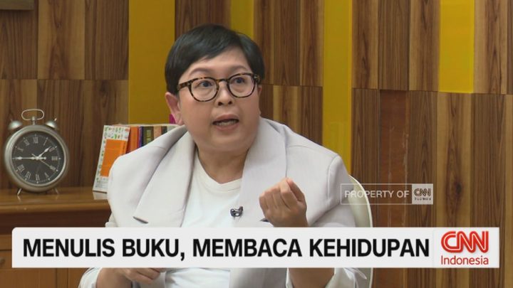 Topics Covered: VIDEO: Menulis Buku, Membaca Kehidupan – Insight with Desi Anwar