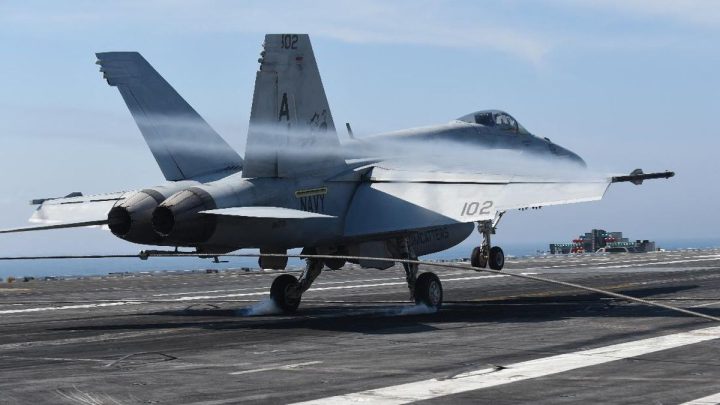 Spesifikasi Hornet F/A-18 – Jet Tempur AS Gempur Kapal Tanker Iran