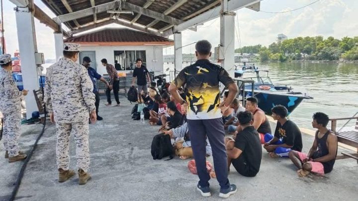 Kapal Pengangkut PMI Ilegal Tenggelam – 14 Orang Masih Hilang