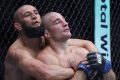 Hasil UFC 328: Duel Berdarah – Strickland Kalahkan Khamzat Chimaev