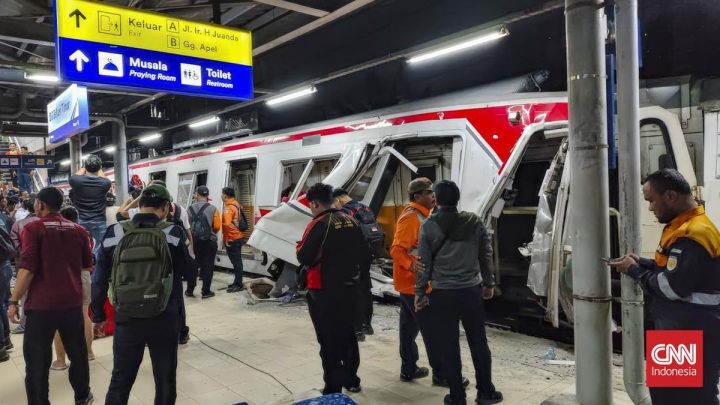 Main Agenda: KNKT: Jeda Tabrakan Taksi-KRL dengan Argo Bromo-KRL 3 Menit 43 Detik