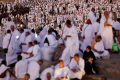 FOTO: Lautan Doa Mengalir di Padang Arafah