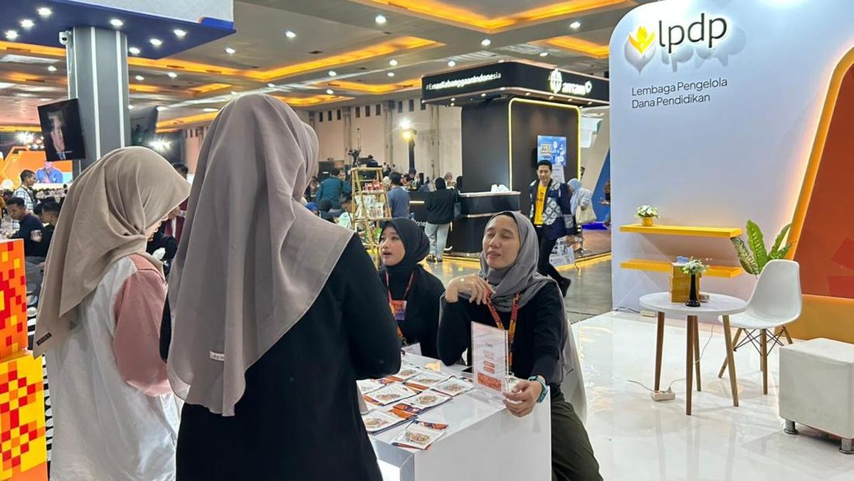 lpdp-berbagi-informasi-beasiswa-pendidikan-di-jogja-financial-festival-1779538310462_169
