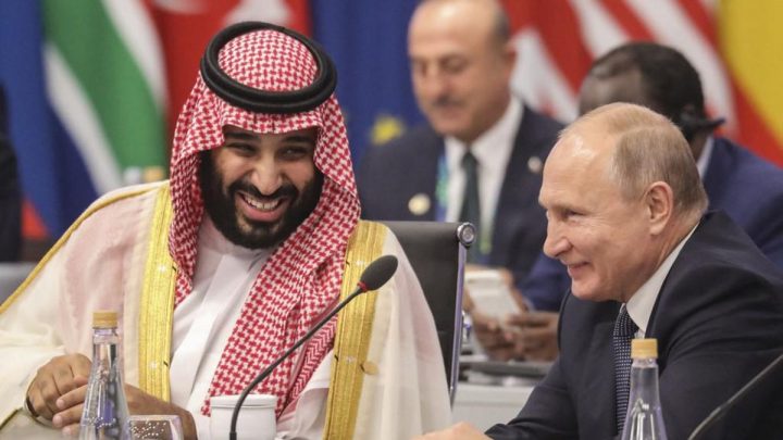 Key Discussion: Saudi dan Rusia Bebas Visa Mulai Hari Ini