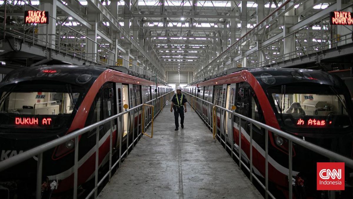 melihat-depo-lrt-jabodebek-1740383728785_169