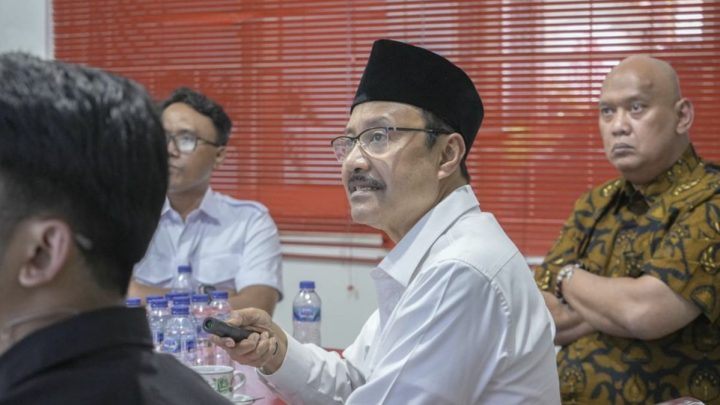 New Policy: Gus Ipul: Pengadaan Sepatu Sekolah Rakyat Rp27 Miliar di 2025