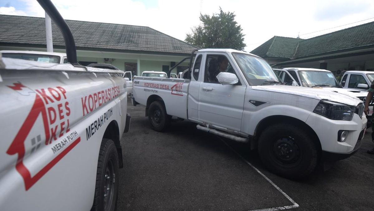 pembagian-mobil-koperasi-desa-merah-putih-di-boyolali-1776146350183_169