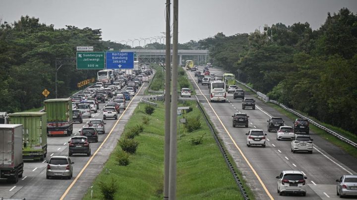 Iduladha – Lalu Lintas Tol Jabodetabek dan Jawa Barat Padat