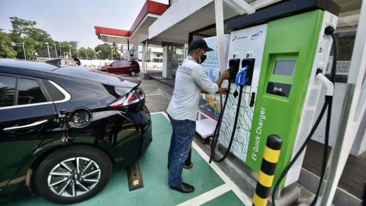 Topics Covered: Pertamina Perkuat Ekosistem Mobilitas Berkelanjutan Darat, Laut, Udara
