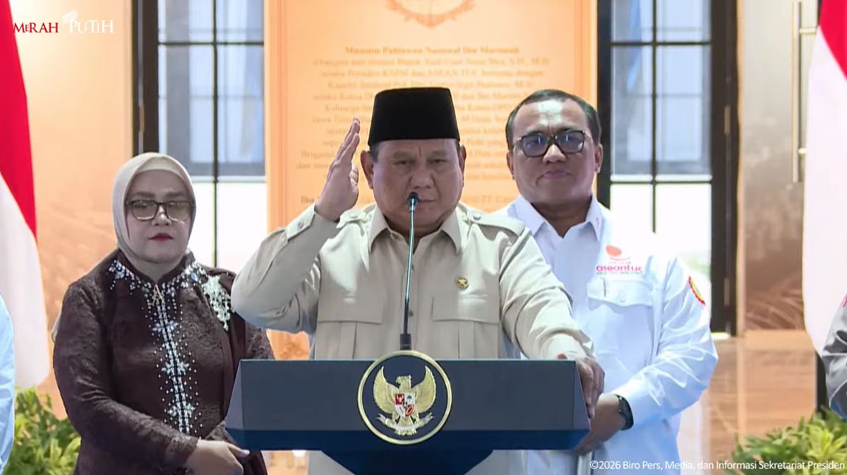 prabowo-resmikan-museum-ibu-marsinah-dan-rumah-singgah-kabupaten-nganjuk-1778904901978_169