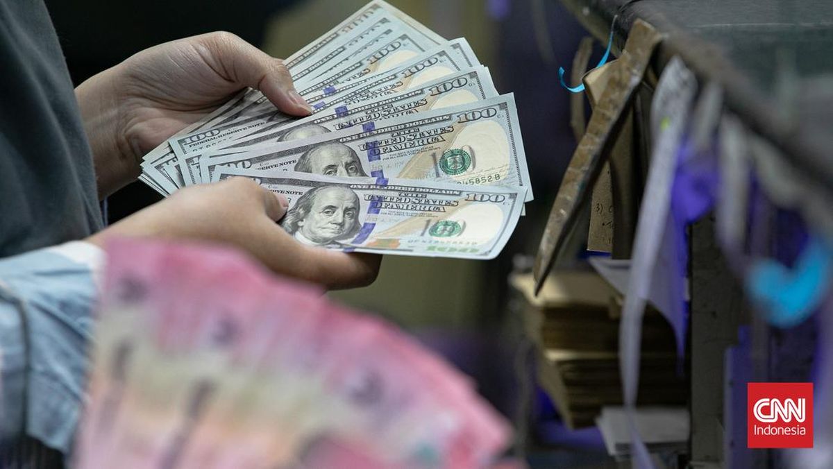 rupiah-melemah-dolar-as-sentuh-rp16965-1768896970480_169