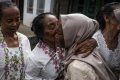 Important Visit: FOTO: Merawat Kerukunan di Momen Waisak ala Warga Dusun Thekelan
