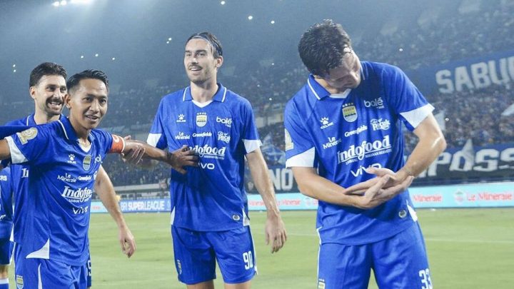 Solving Problems: Persib Belum Juara, Umuh Muchtar Peringatkan Pemain