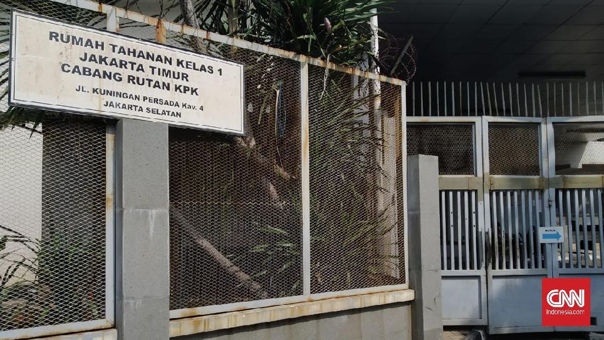 tahanan-di-rutan-kpk-dibesuk-keluarga_169