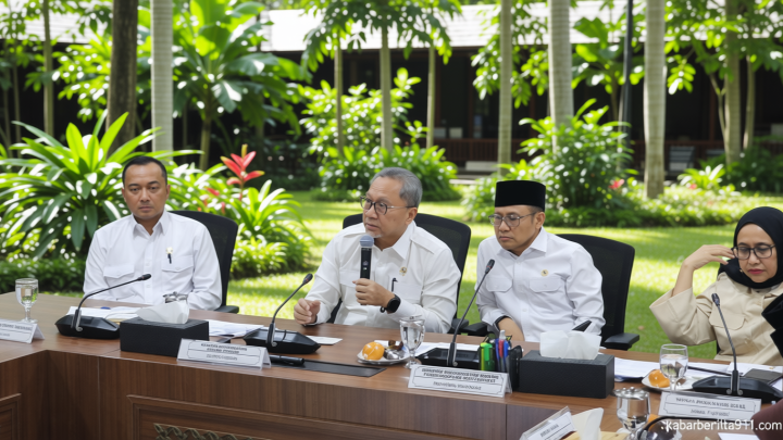 Topics Covered: Zulhas Ungkap MBG Boros Lebih dari Rp1 T per Bulan