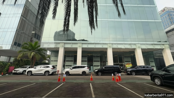 New Policy: Kejagung Geledah Kantor BGN, Karyawan Belum Bisa Masuk Gedung