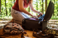 Solution For: Tips Capsule Wardrobe untuk Liburan, 7 Item Ini Bikin Kamu Tetap Modis