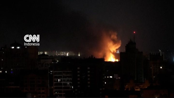 detik Rusia Gempur Kyiv – Asap Tebal Selimuti Ukraina