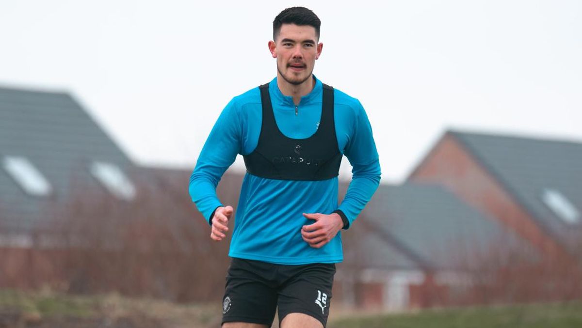 Elkan Baggott Dipertahankan Ipswich Town – Main di Premier League?