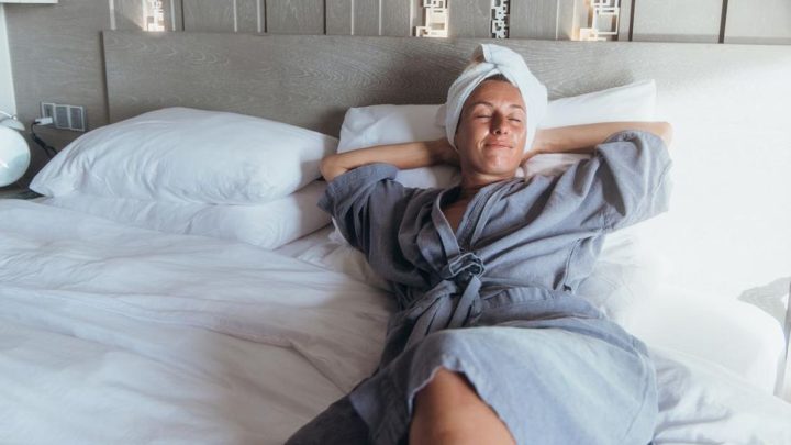 Key Issue: Tren Sleep Tourism, Ketika Turis Cuma Ingin Tidur Nyenyak Saat Liburan