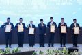 Solution For: Mendagri Sematkan Apresiasi Satyalancana Wira Karya kepada 6 Tokoh