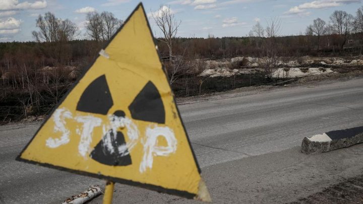 Ukraina Sebut Rusia Sengaja Serang Gudang Nuklir Dekat Chernobyl