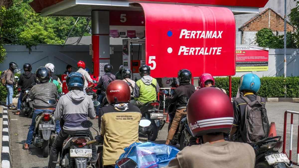 kondisi-spbu-pertamina-usai-pengumuman-harga-bbm-terbaru-1-april-1775015905013_169