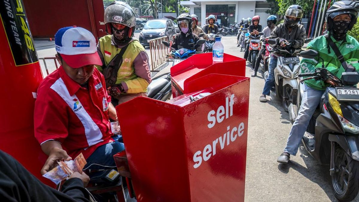 kondisi-spbu-pertamina-usai-pengumuman-harga-bbm-terbaru-1-april-1775015958060_169