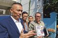 Visit Agenda: Jokowi Tanda Tangani Buku Baru Rismon soal Ijazah Joko Widodo Asli