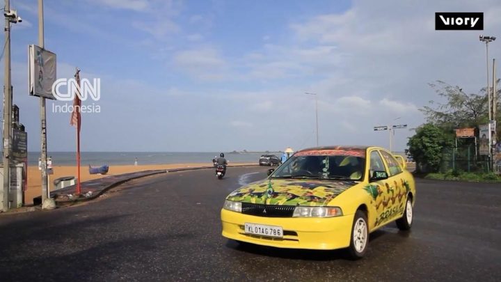 Dukung Brasil – Pria India Cat Rumah dan Mobil Jadi Hijau-Kuning