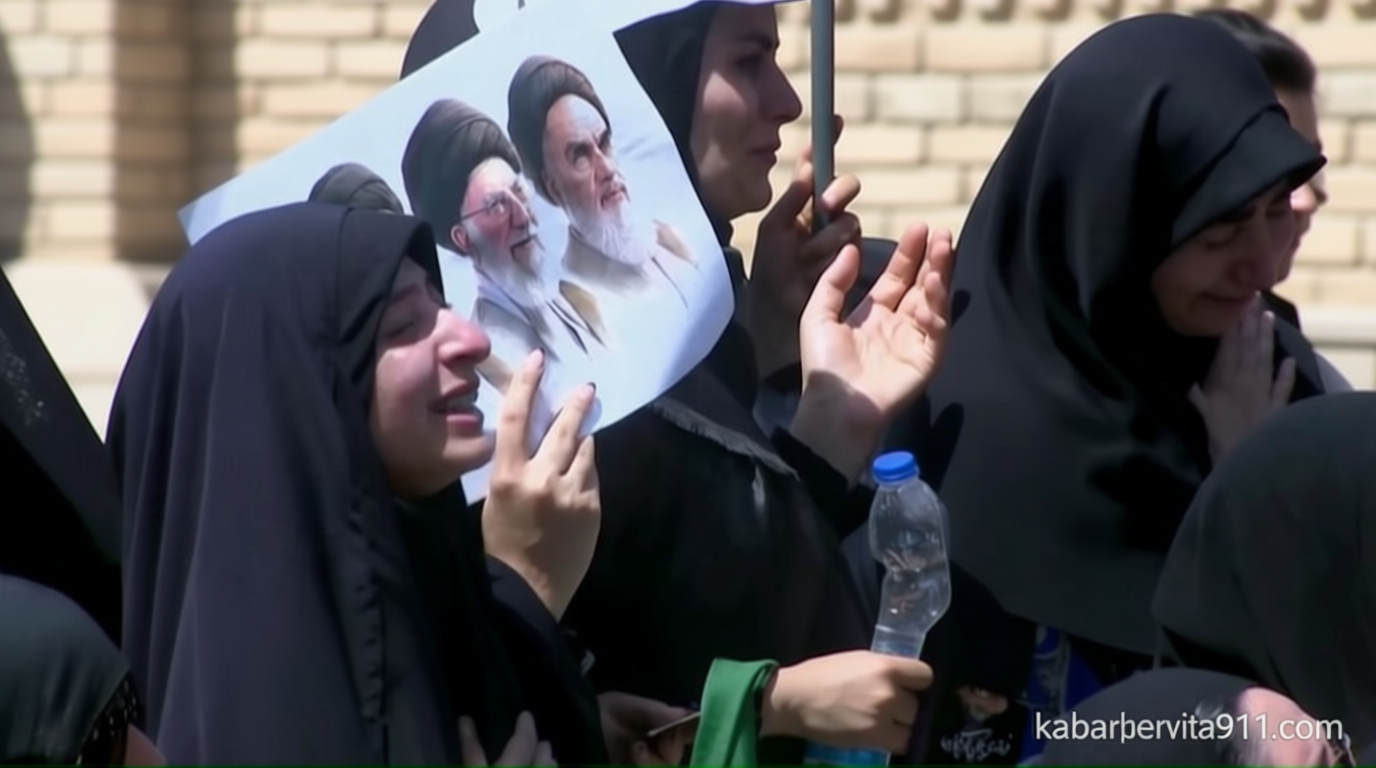VIDEO: Ribuan Pelayat Iringi Prosesi Pemakaman Ayatollah Ali Khamenei