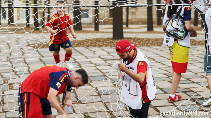 What Happened During: Pemain Spanyol Gunting Jaring Gawang usai Juara Dunia, untuk Apa?