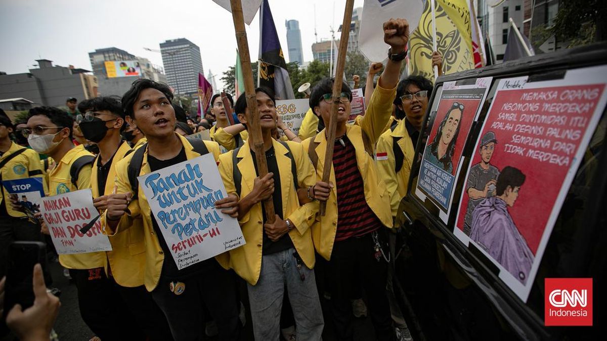 demo-mahasiswa-di-bundaran-hi-1787049442799_169