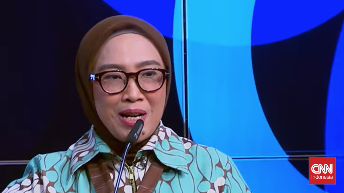 dirjen-ebtke-kementerian-esdm-eniya-listiani-dewi-di-acara-cnn-indonesia-evolution-forum-jakarta-1770093859032_169