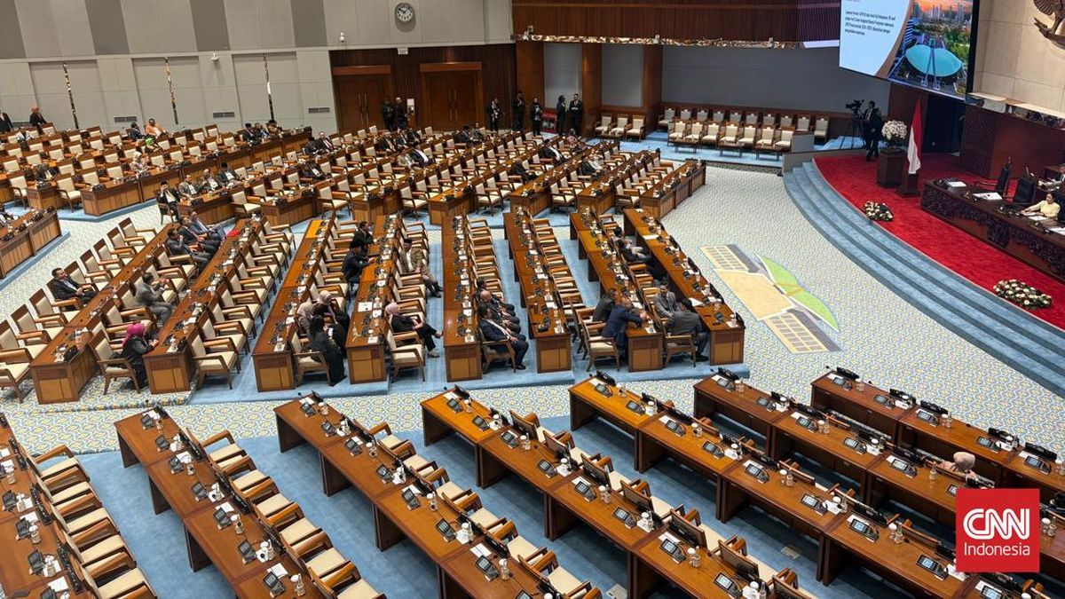 dpr-gelar-paripurna-penutupan-masa-sidang-hampir-separuh-anggota-absen-1784608980641_169