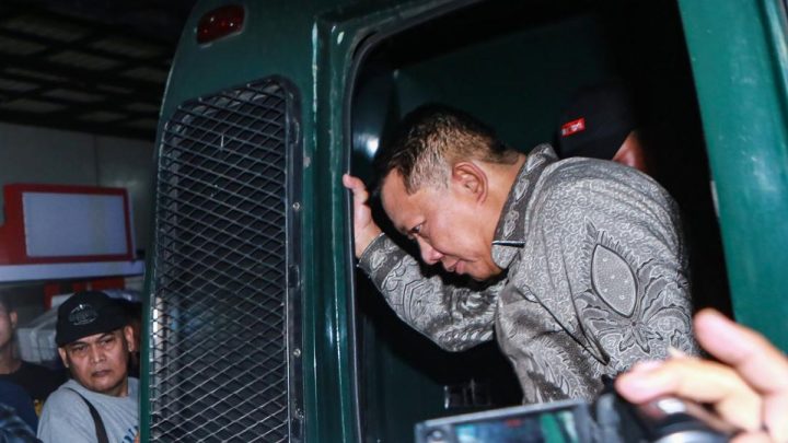 Eks Jampidsus Febrie Resmi Ajukan Praperadilan ke PN Jaksel